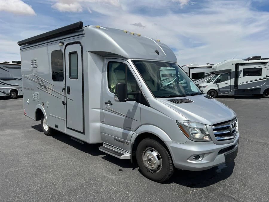2017 Pleasure Way Plateau XL exterior
