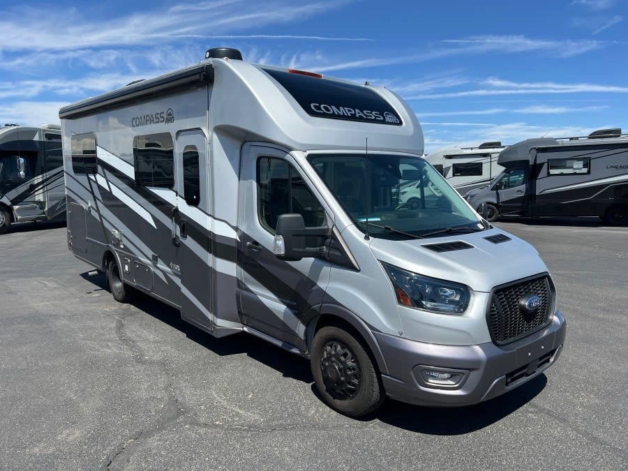 2025 Thor Motor Coach Compass AWD exterior