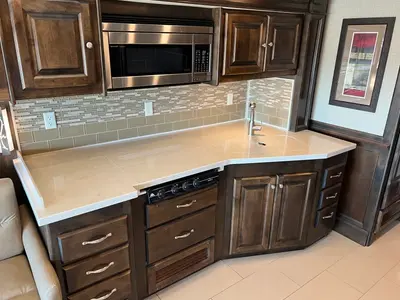 2016 Tiffin Motorhomes Allegro RED photo 15