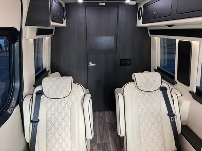 2024 Midwest Automotive Designs Luxe Cruiser photo 5