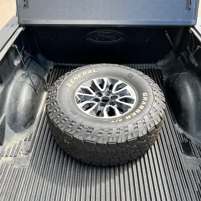 2012 Ford Raptor photo 27
