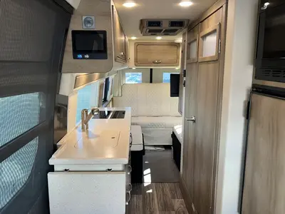 2022 Fleetwood Patriot MD2 170 EXT photo 4