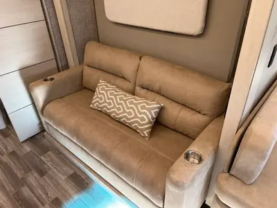 2026 Tiffin Motorhomes Wayfarer photo 9