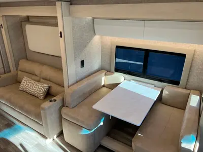 2026 Tiffin Motorhomes Wayfarer photo 6