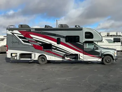 2024 Thor Motor Coach Omni photo 26