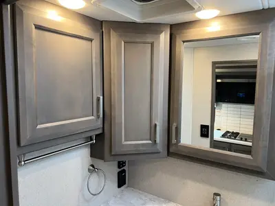 2024 Thor Motor Coach Omni photo 18