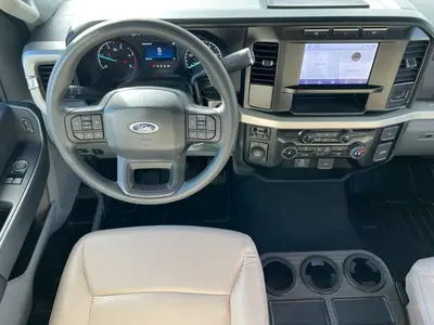 2024 Thor Motor Coach Omni photo 2