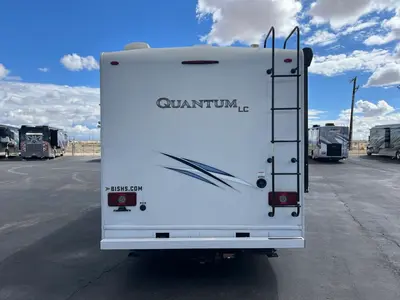 2023 Thor Motor Coach Quantum photo 30