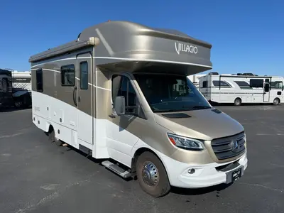 Used 2022 Renegade Villagio 25FWC