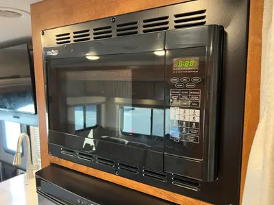 2022 Renegade Villagio photo 14