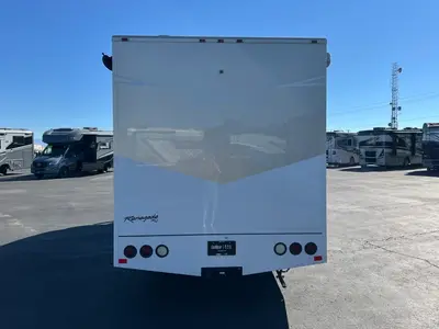2022 Renegade Villagio photo 28