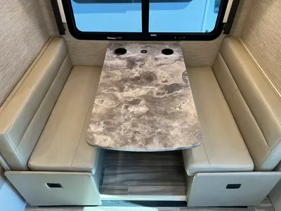 2023 Thor Motor Coach Gemini photo 6