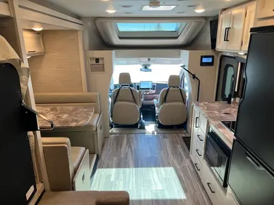 2023 Thor Motor Coach Gemini photo 3
