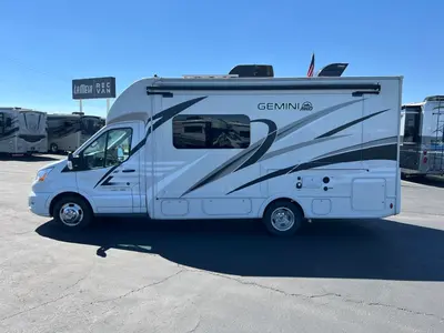 2023 Thor Motor Coach Gemini photo 25
