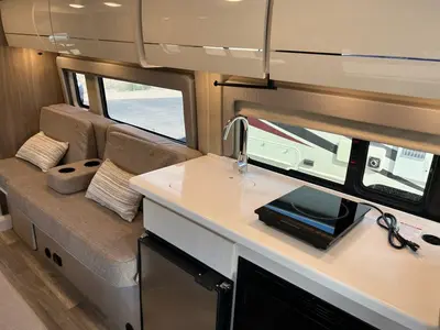 2024 Thor Motor Coach Tellaro photo 5