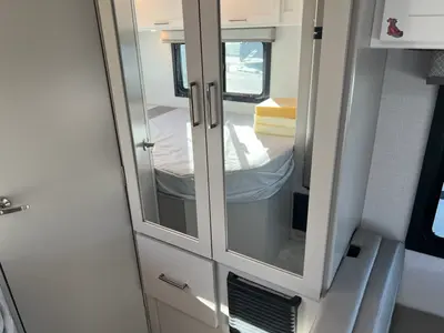 2026 Thor Motor Coach Chateau photo 10