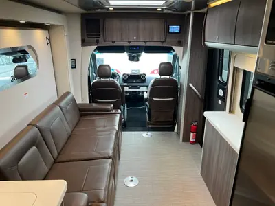 2021 Airstream Atlas photo 3