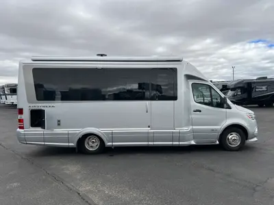 2021 Airstream Atlas photo 23