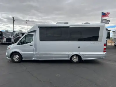 2021 Airstream Atlas photo 24