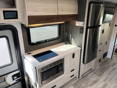 2023 Forest River Sunseeker photo 13
