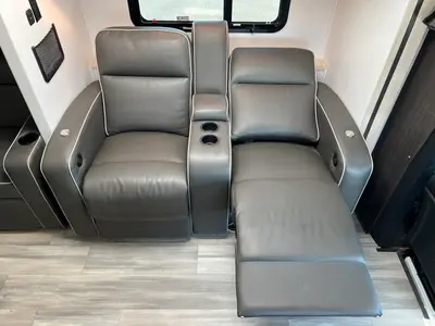 2023 Forest River Sunseeker photo 8