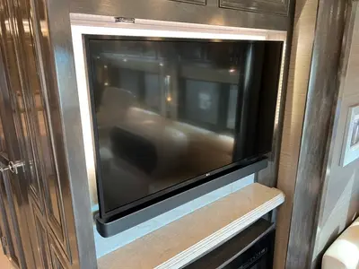 2022 Tiffin Motorhomes Allegro BUS photo 10