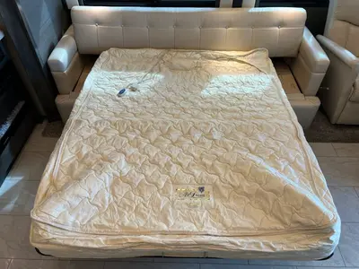 2022 Tiffin Motorhomes Allegro BUS photo 9