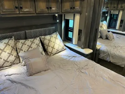 2022 Tiffin Motorhomes Allegro BUS photo 26