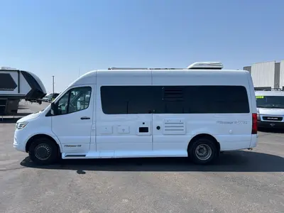 2021 Pleasure Way Plateau TS photo 22