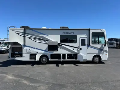 2025 Thor Motor Coach Resonate photo 27