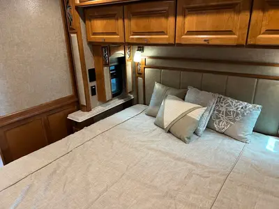 2019 Tiffin Motorhomes Phaeton photo 21