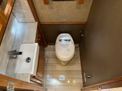 2019 Tiffin Motorhomes Phaeton photo 19