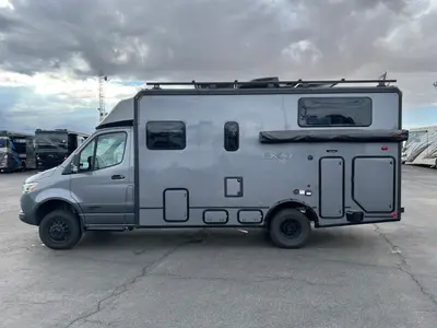 2025 Winnebago Ekko photo 24