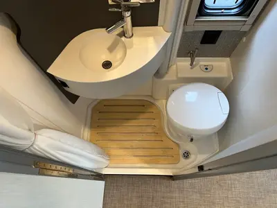 2025 Winnebago Ekko photo 8