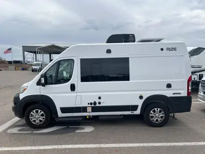 2026 Thor Motor Coach Rize photo 21