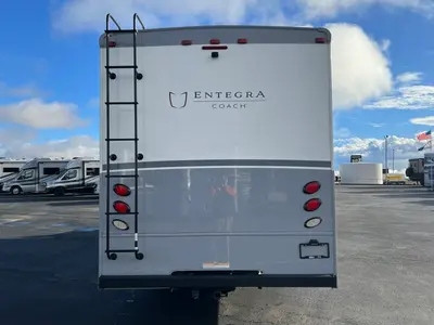 2025 Entegra Coach Esteem XL photo 30