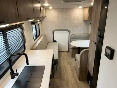 2024 Winnebago M Series photo 2