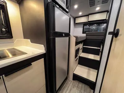 2026 Tiffin Motorhomes Open Trail photo 11