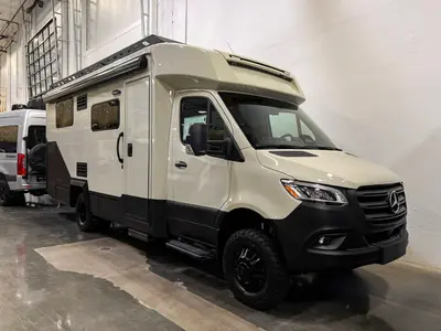 New 2026 Tiffin Motorhomes Open Trail 25AO