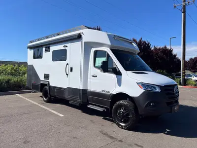 New 2026 Tiffin Motorhomes Open Trail 25AO