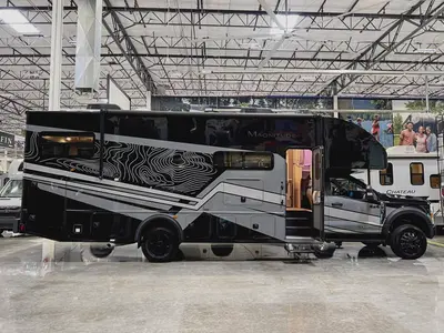2027 Thor Motor Coach Magnitude photo 21