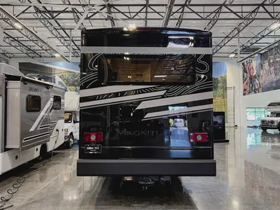 2027 Thor Motor Coach Magnitude photo 24
