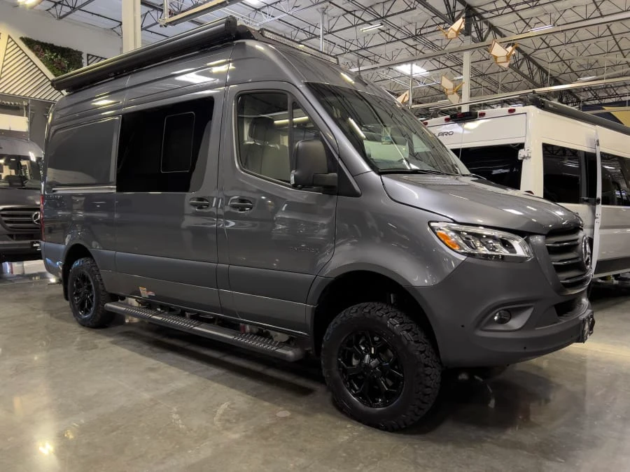 2027 Entegra Coach Launch exterior