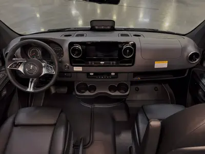 2027 Winnebago Revel Sport photo 2