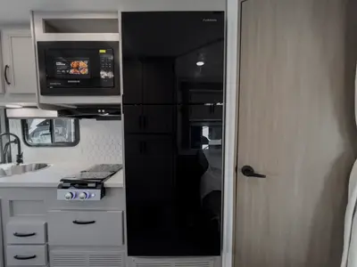 2027 Entegra Coach Odyssey SE photo 15