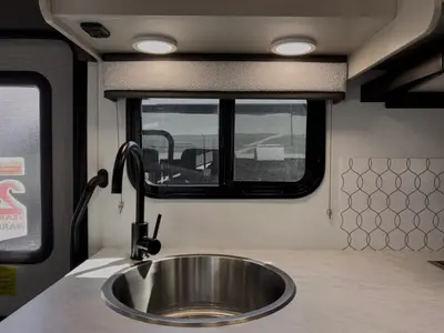 2027 Entegra Coach Odyssey SE photo 12