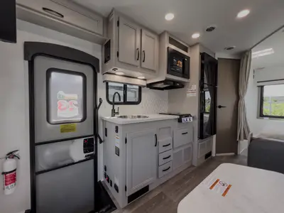 2027 Entegra Coach Odyssey SE photo 10