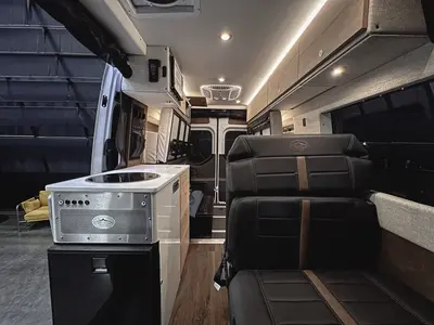 2026 Storyteller Overland Beast Mode photo 4