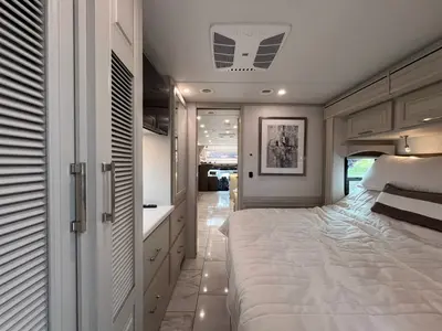 2026 Entegra Coach Accolade XL photo 28