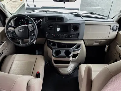 2027 Thor Motor Coach Chateau photo 2